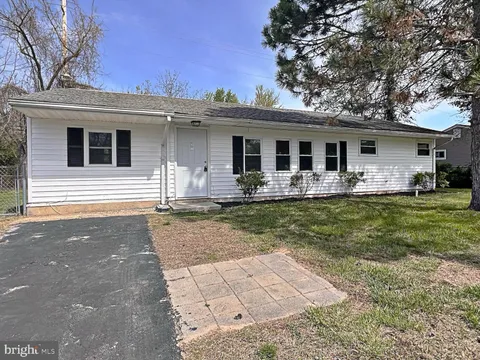 141 N Governors Boulevard, Dover, DE MLS: DEKT2036622