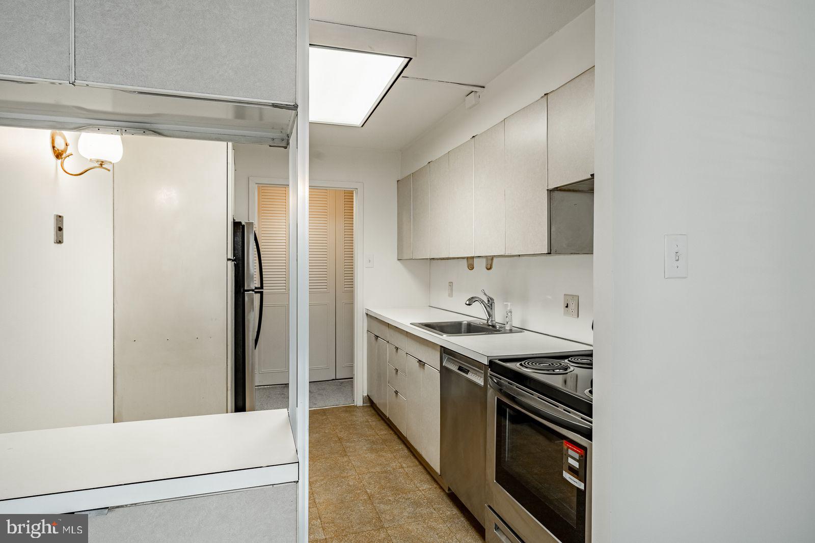 GREEN HILL - Residential