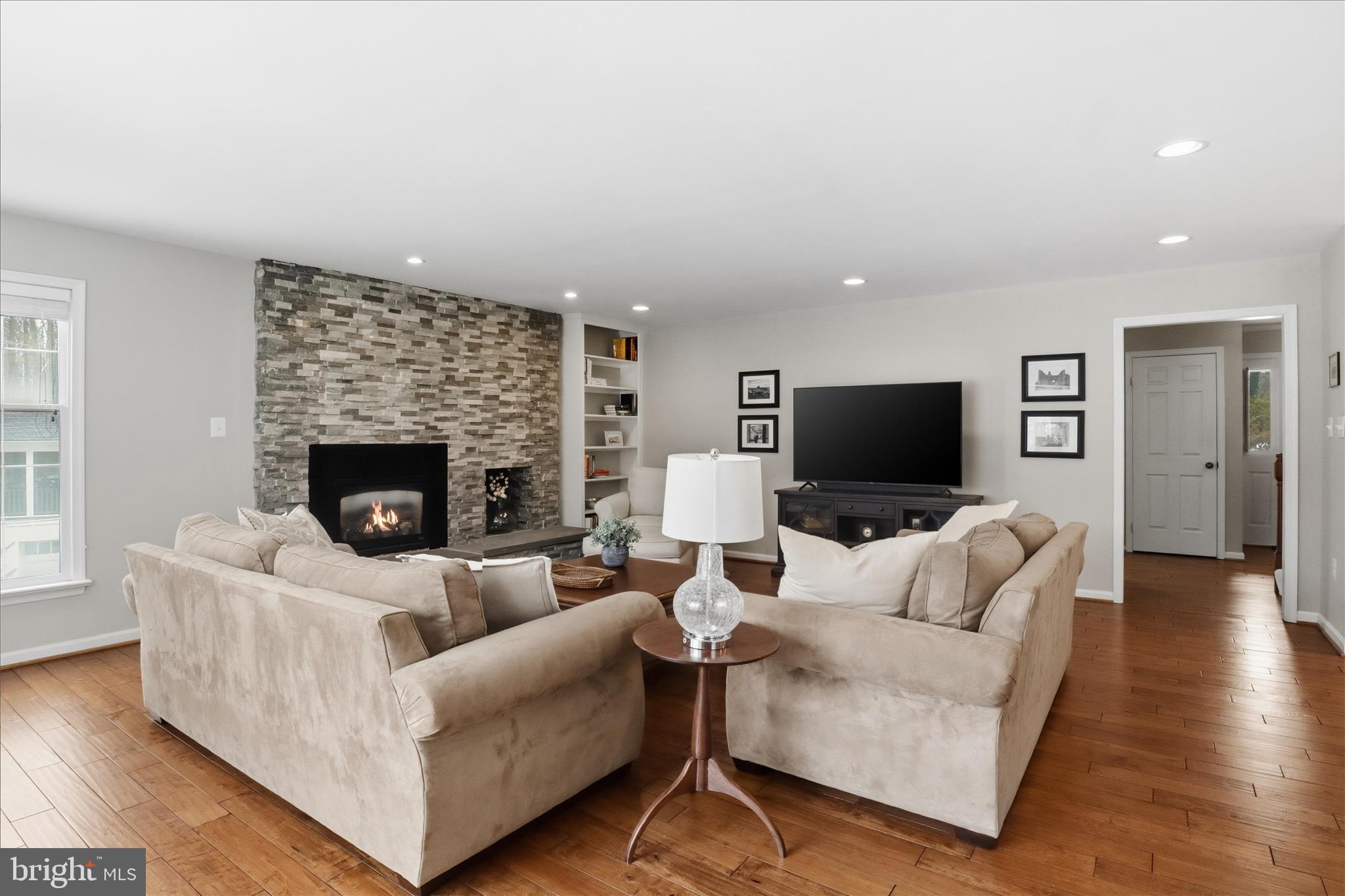 DONOVANS NINE - Residential