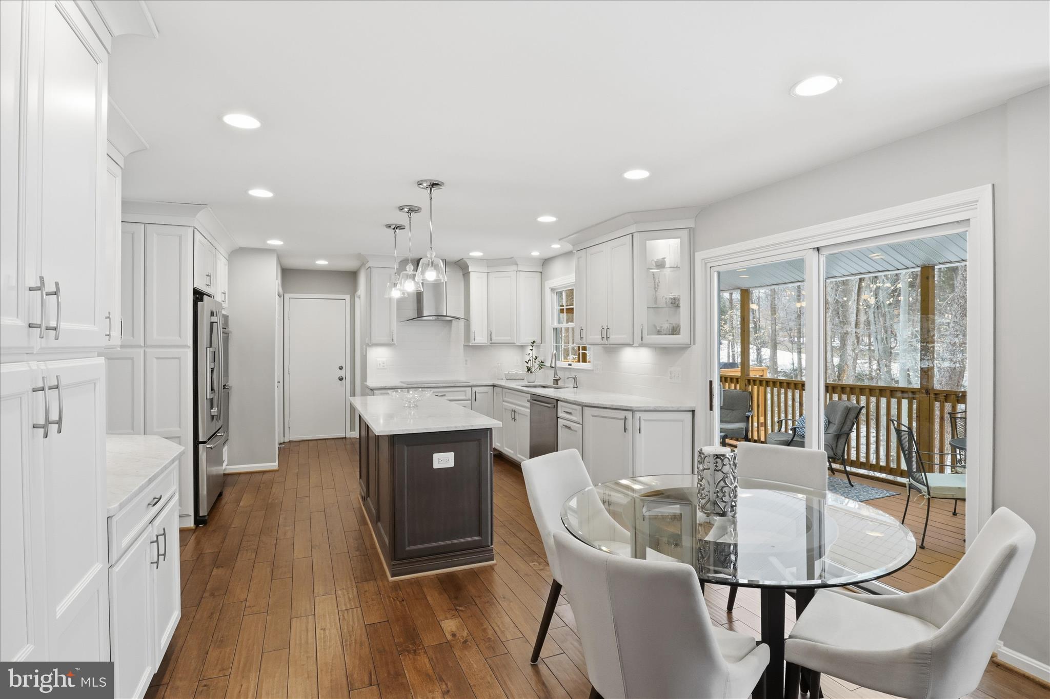 DONOVANS NINE - Residential