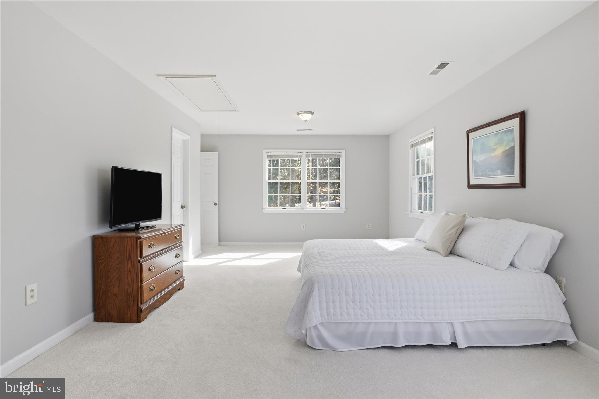 DONOVANS NINE - Residential