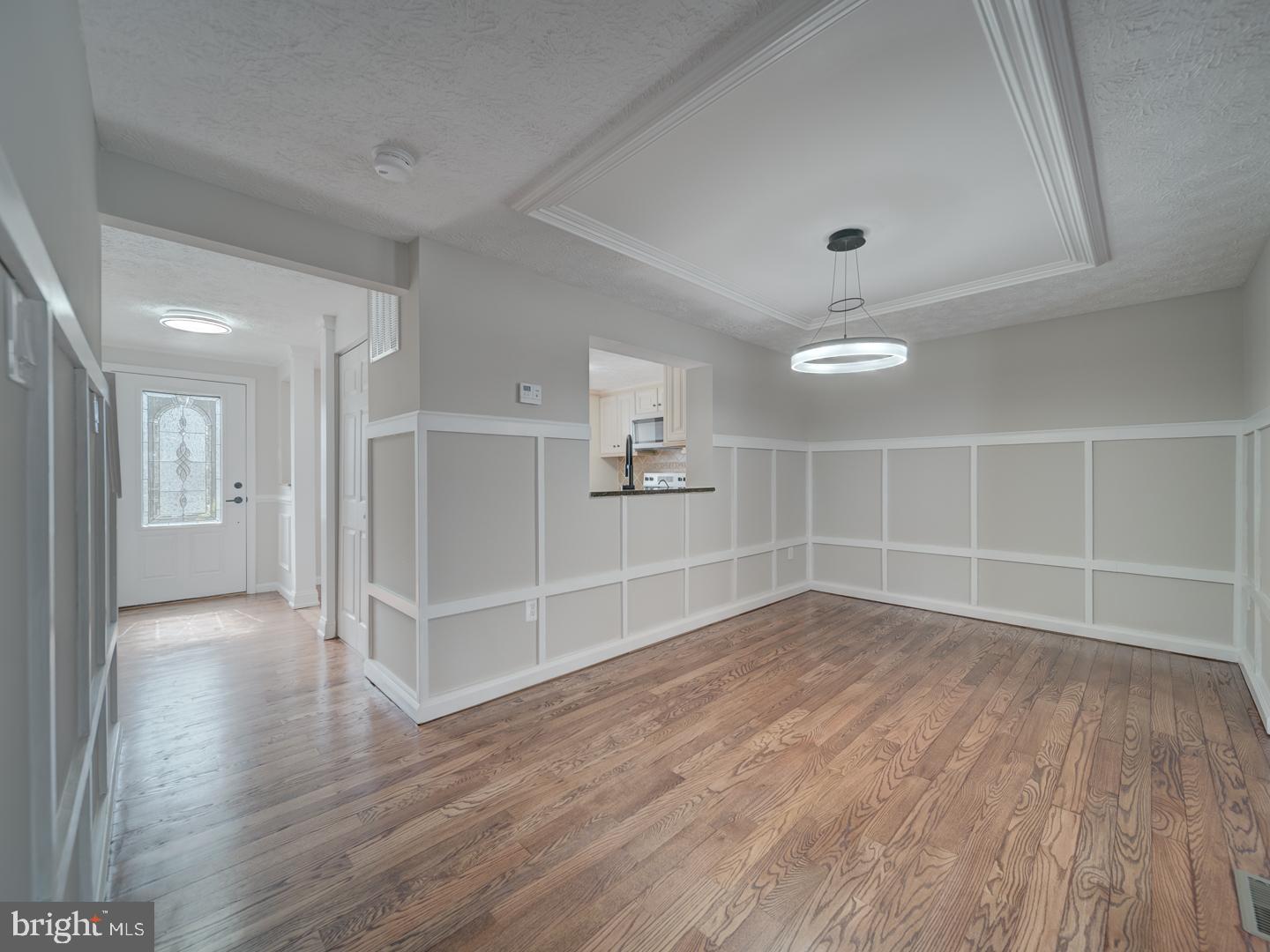 VILLAGE AT THOMAS RUN - Residential