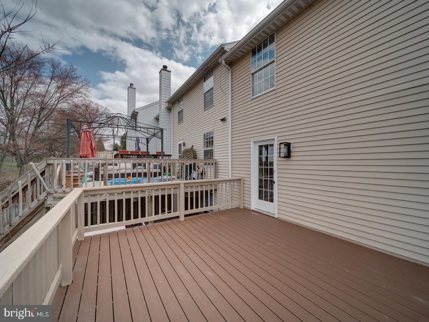 VILLAGE AT THOMAS RUN - Residential