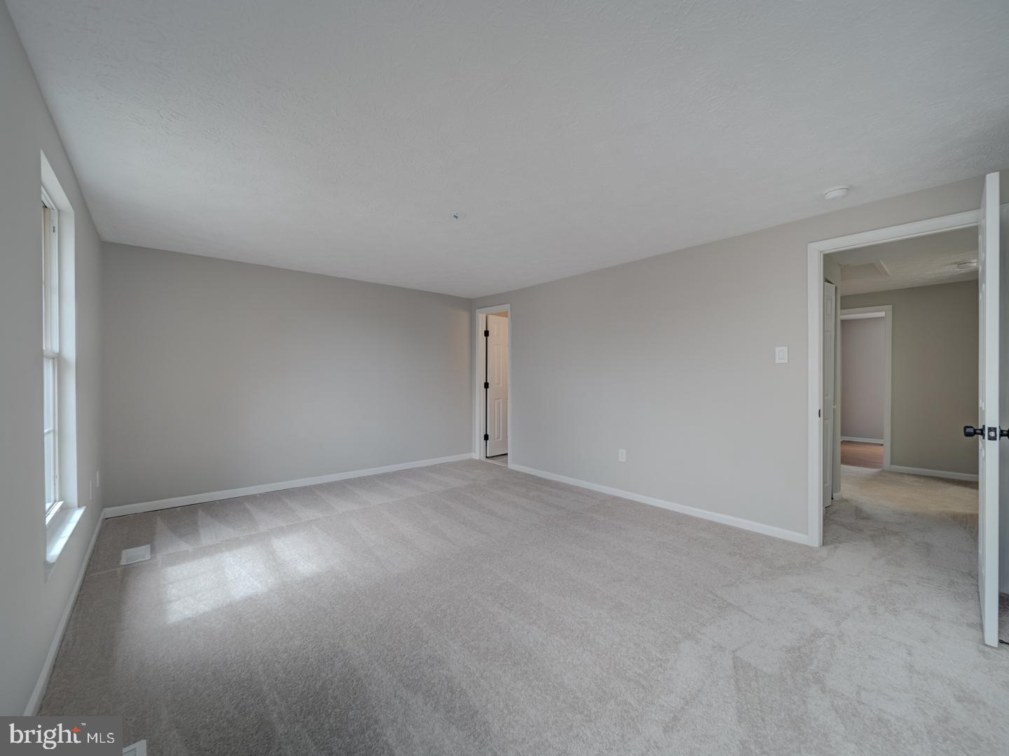 VILLAGE AT THOMAS RUN - Residential