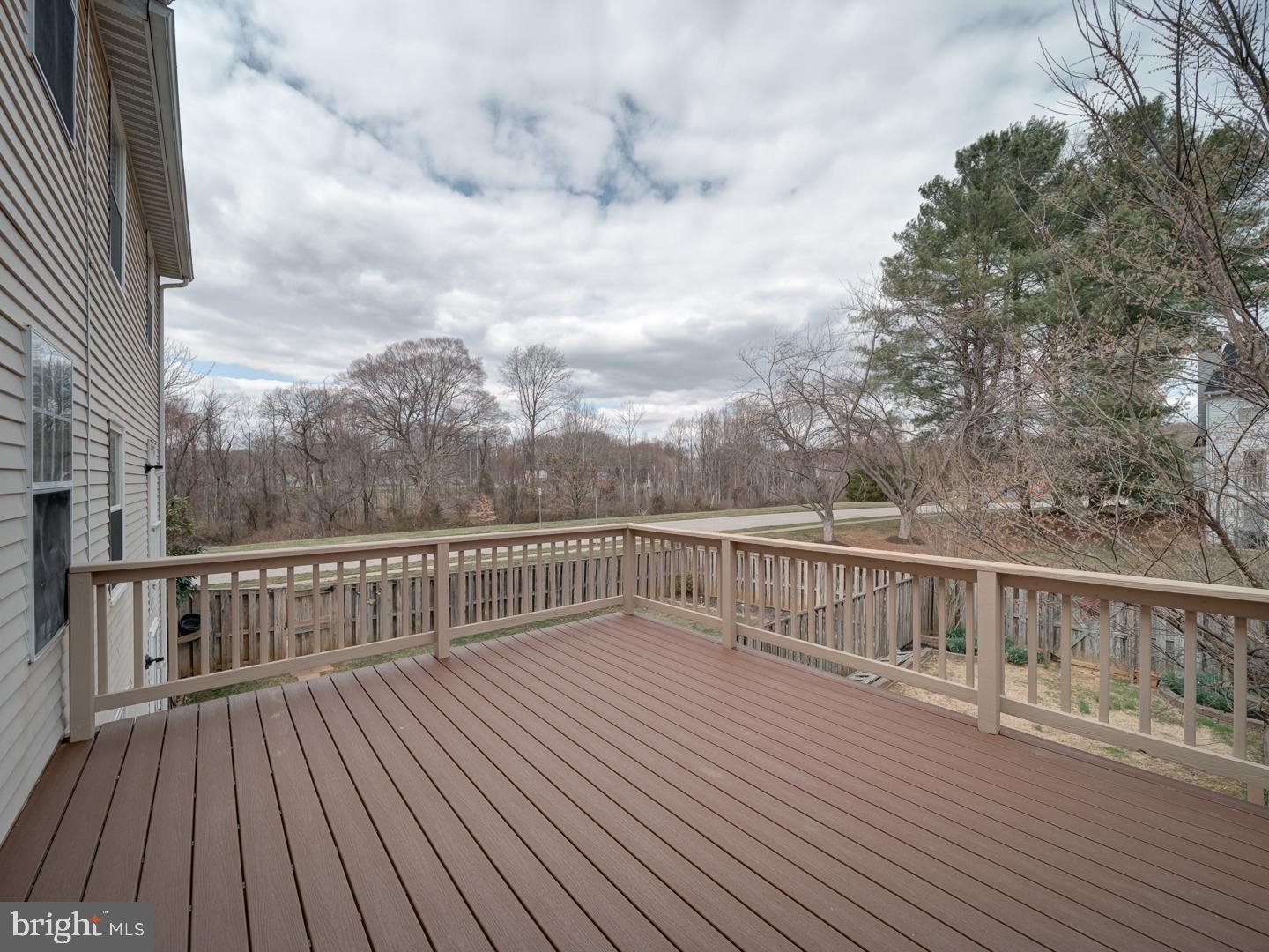 VILLAGE AT THOMAS RUN - Residential