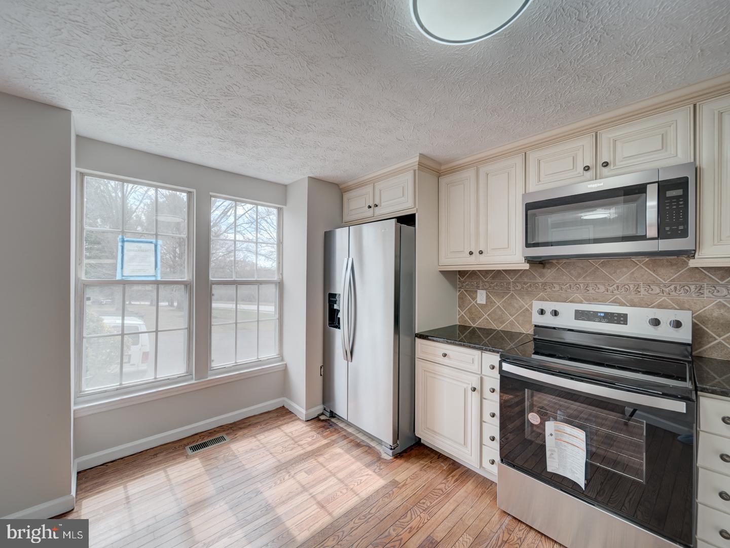 VILLAGE AT THOMAS RUN - Residential