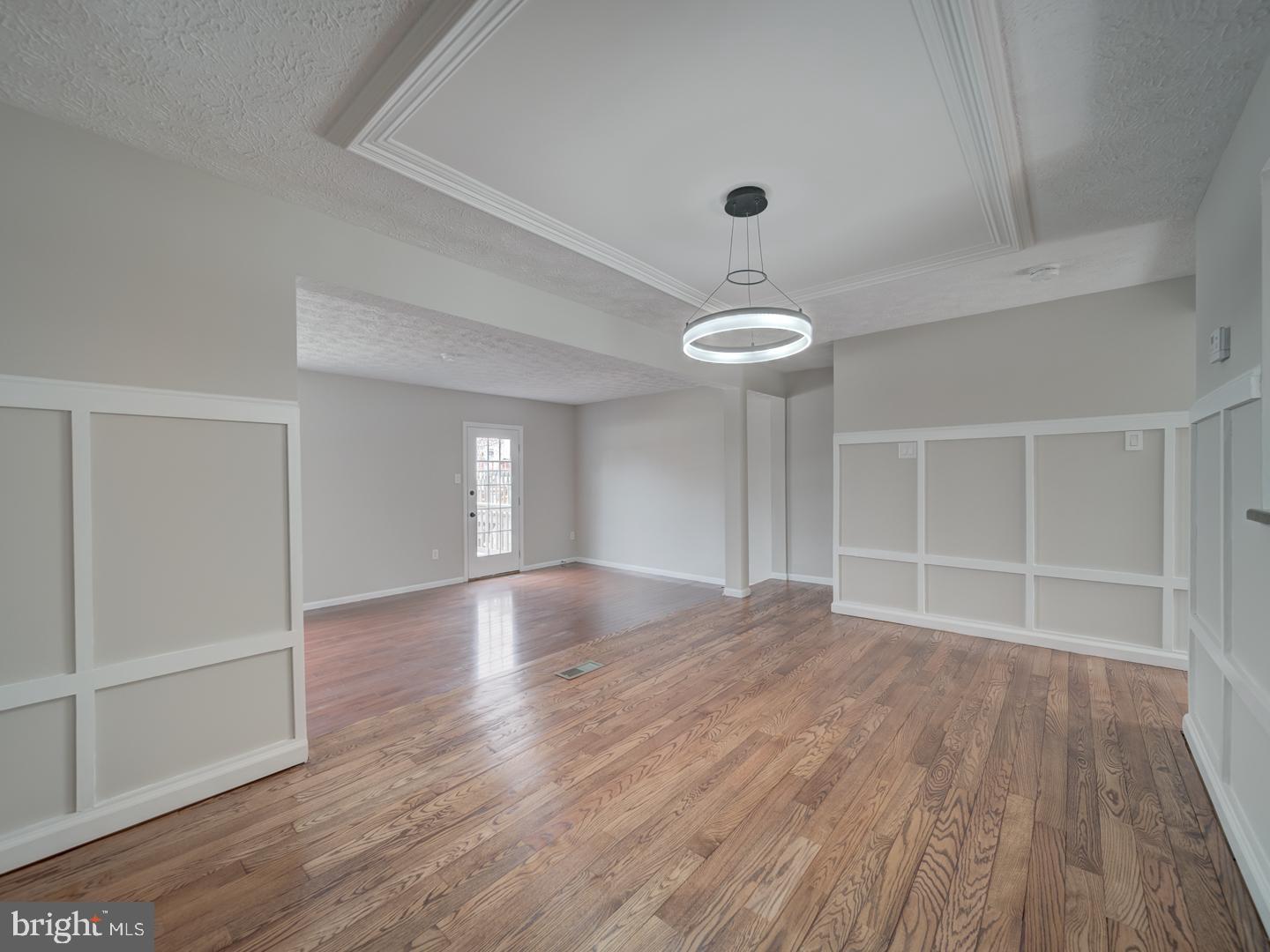 VILLAGE AT THOMAS RUN - Residential