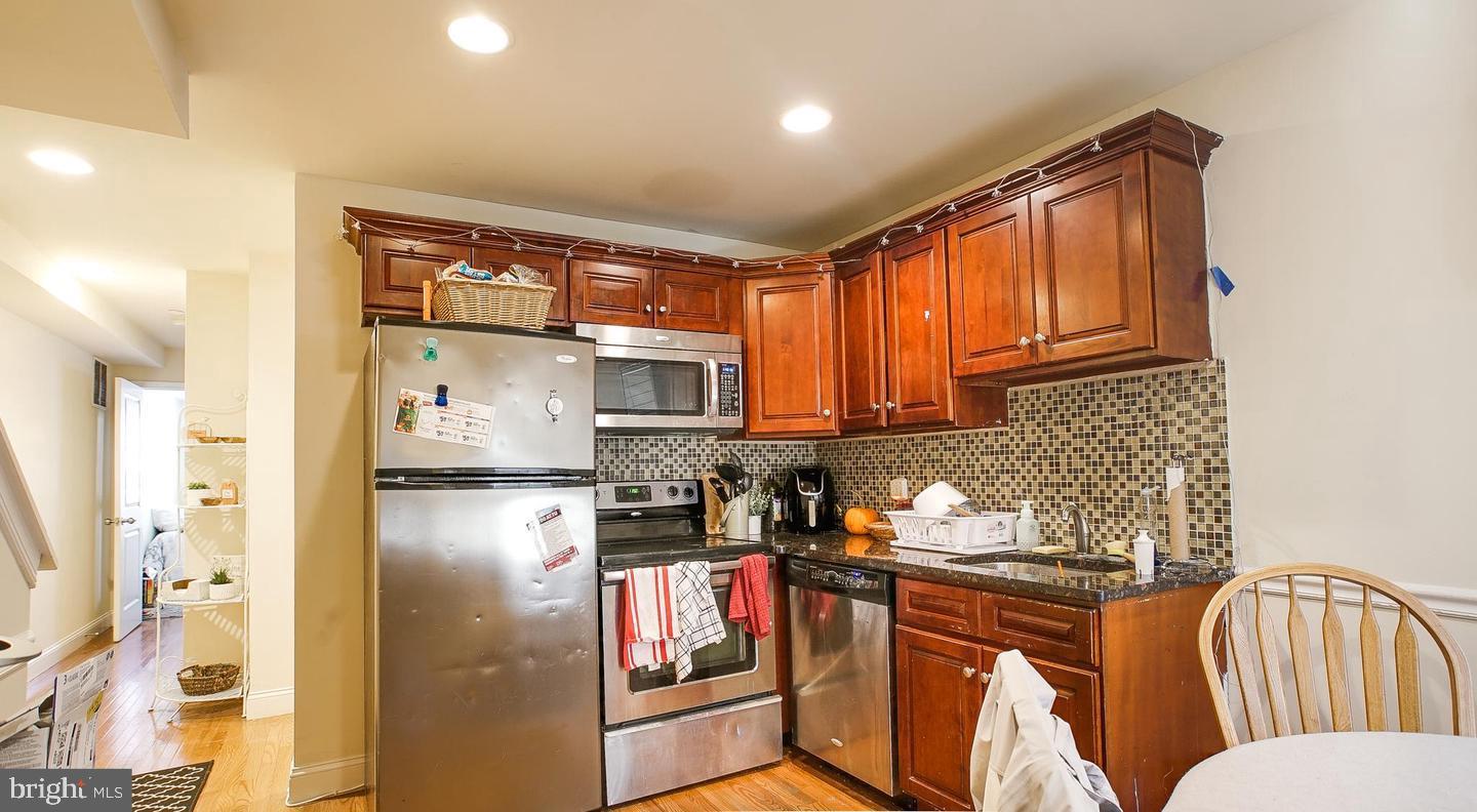TEMPLE UNIVERSITY - Residential Income