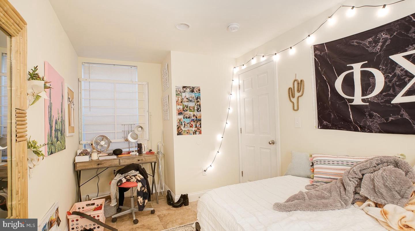 TEMPLE UNIVERSITY - Residential Income