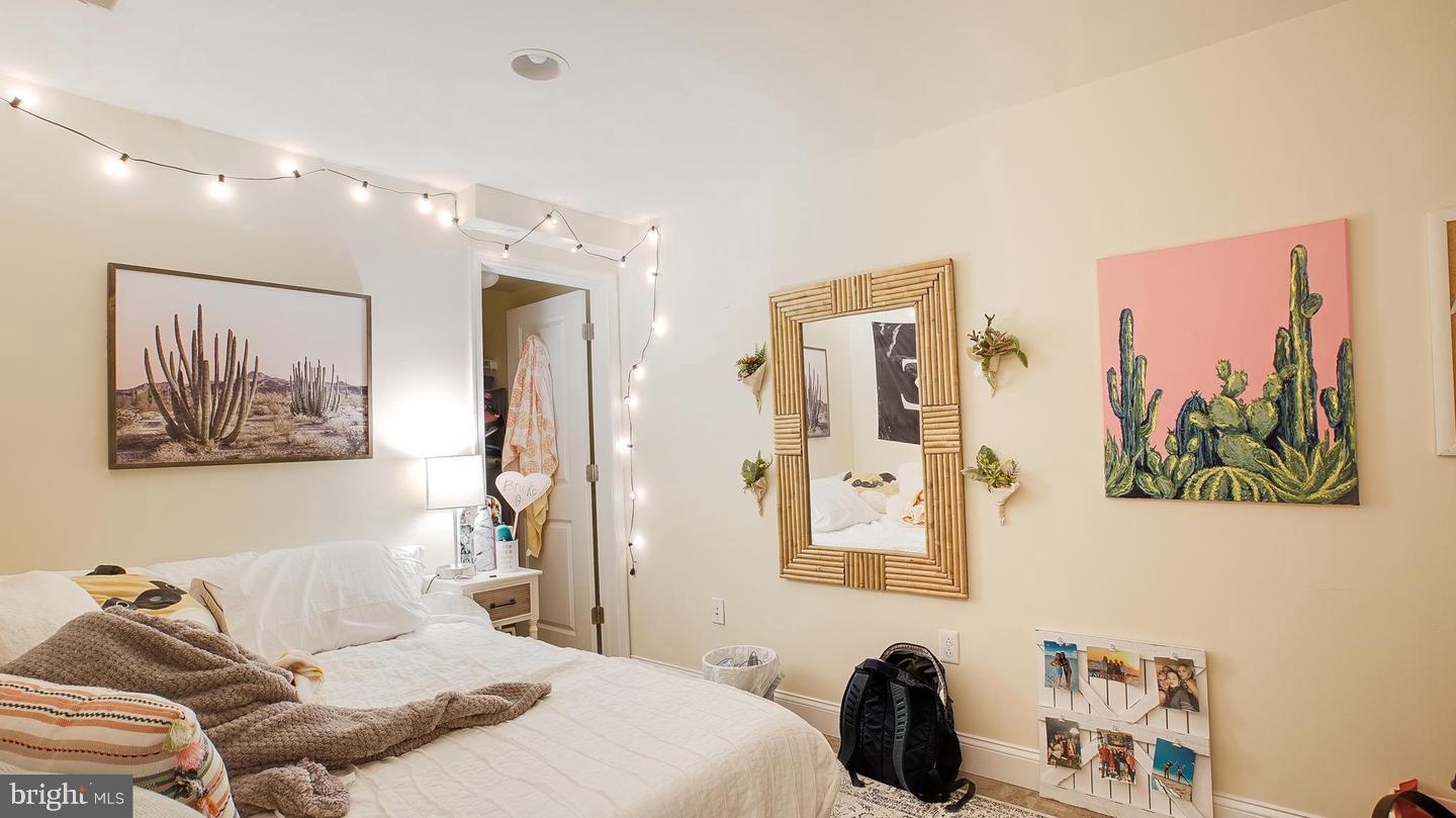TEMPLE UNIVERSITY - Residential Income