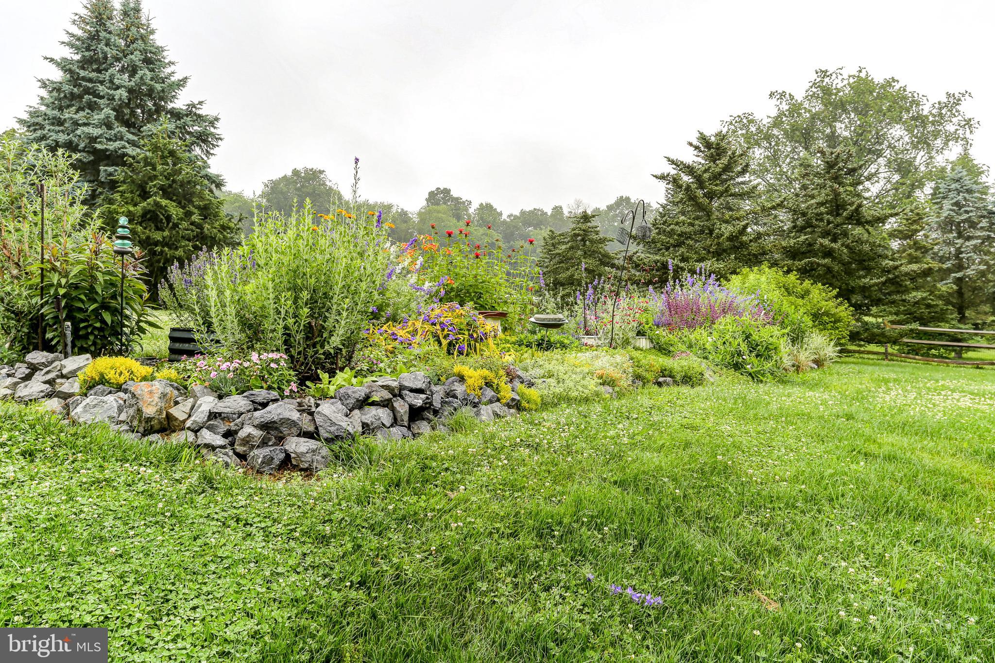 BRICKERVILLE - Residential