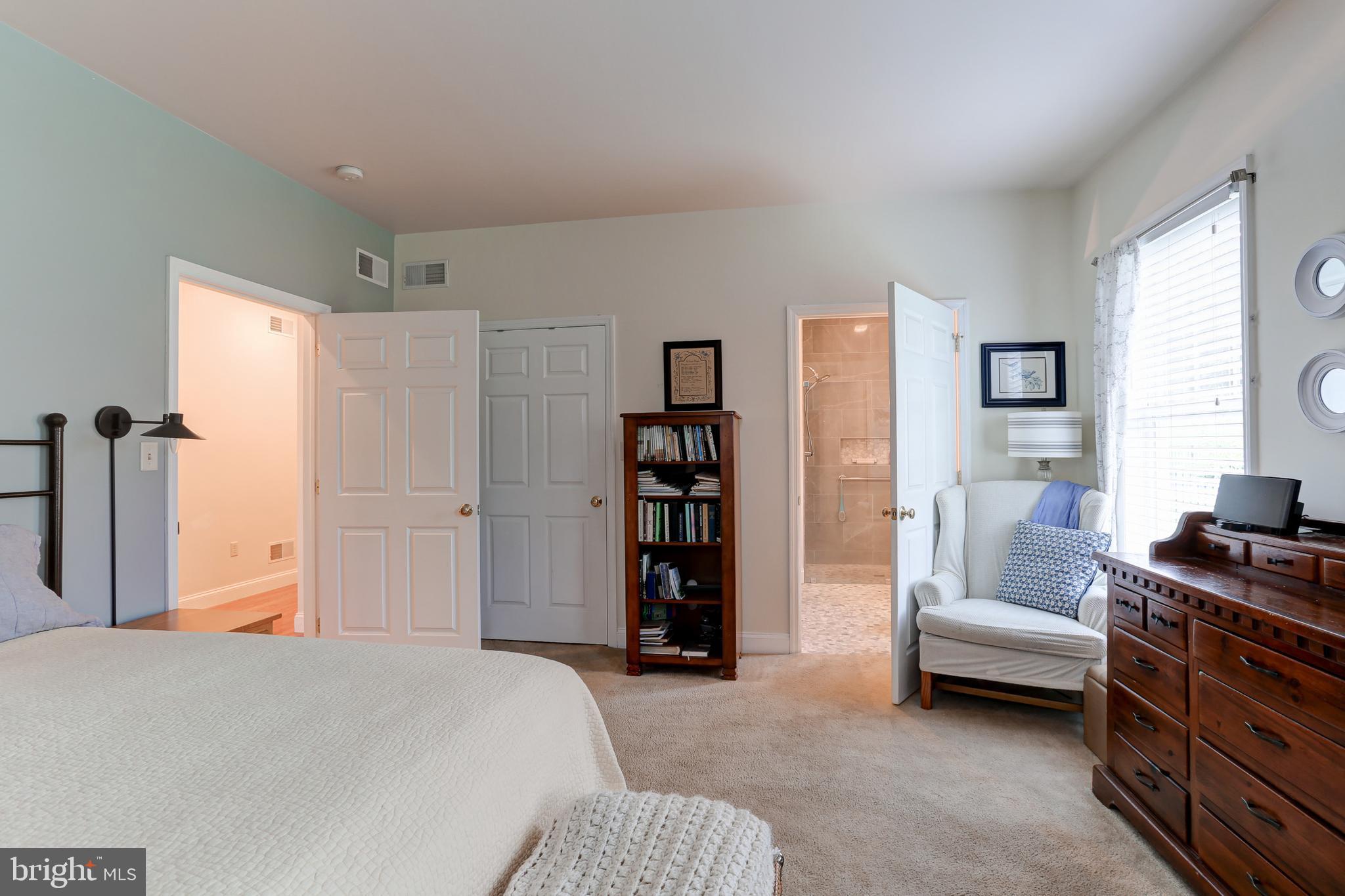 BRICKERVILLE - Residential