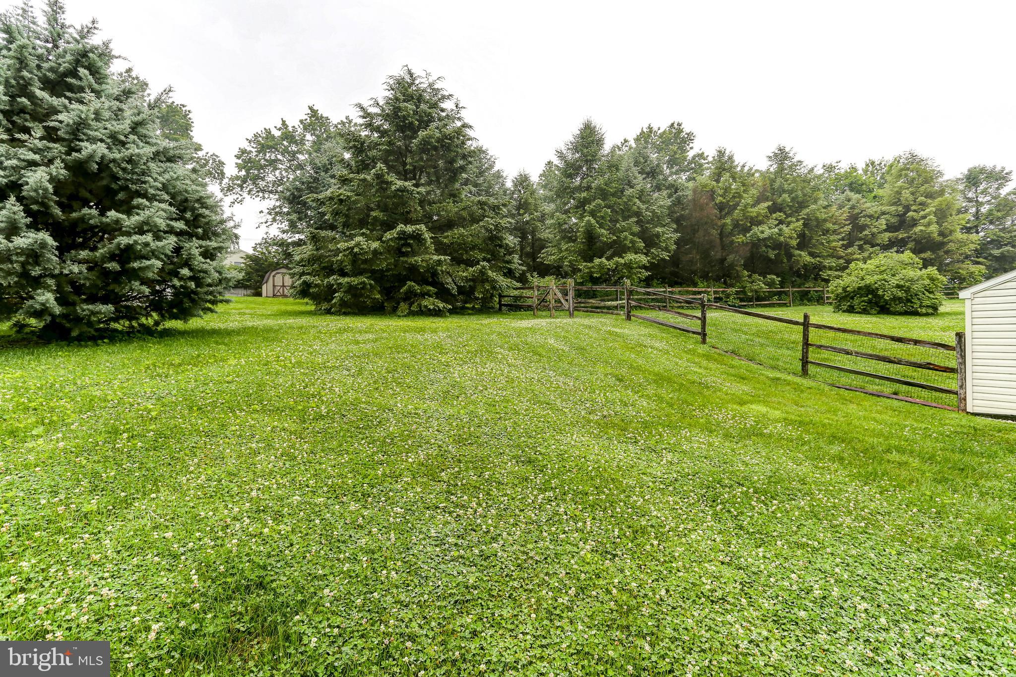 BRICKERVILLE - Residential