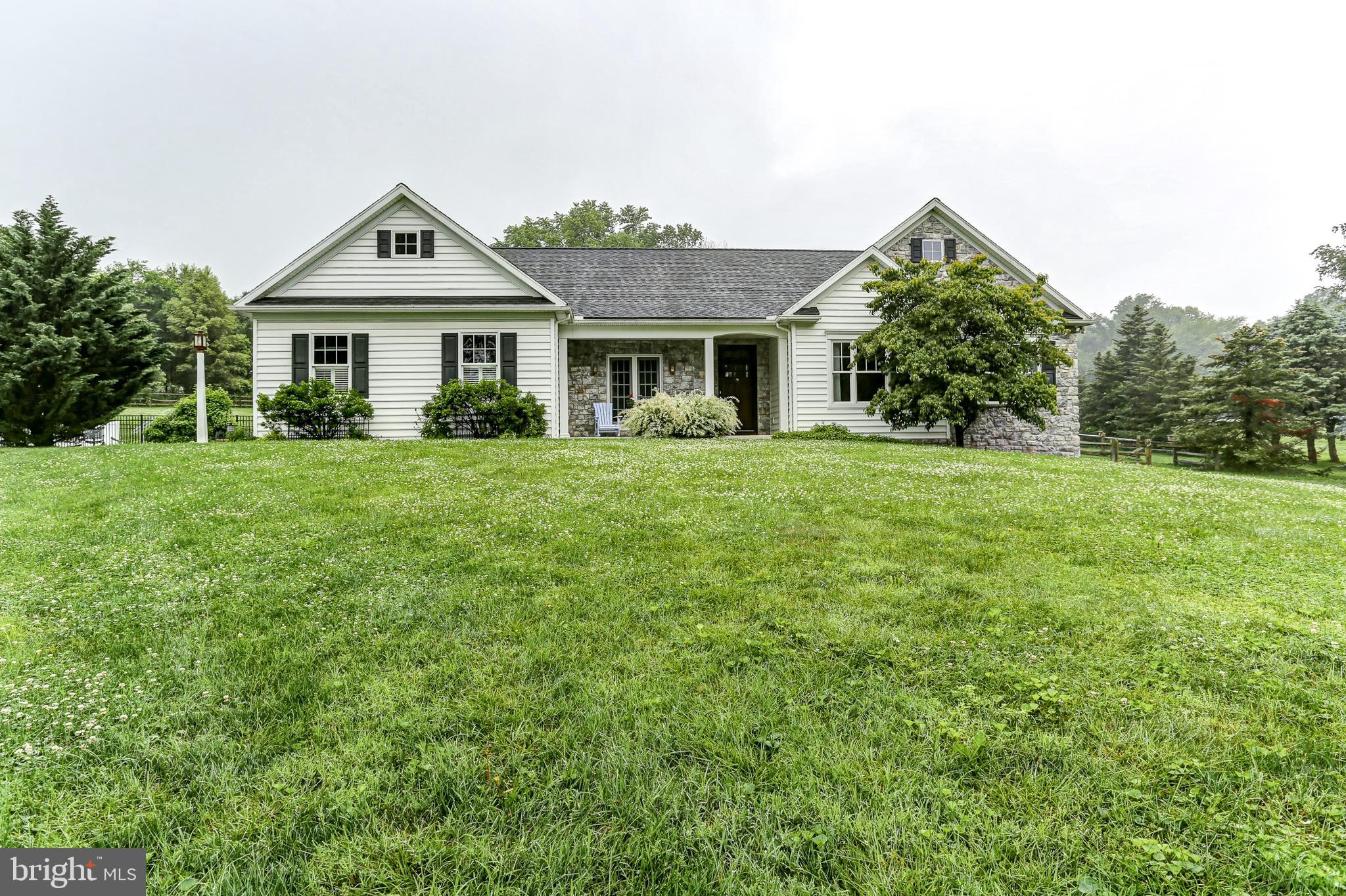 BRICKERVILLE - Residential