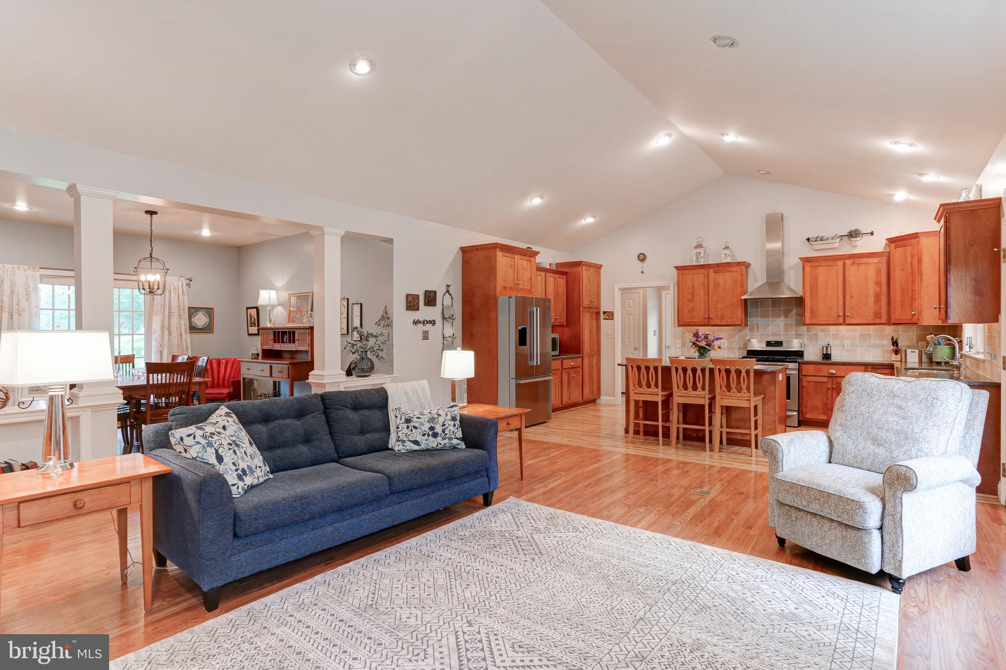 BRICKERVILLE - Residential