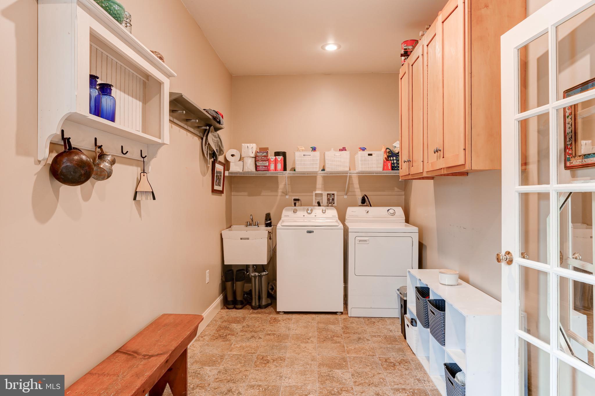 BRICKERVILLE - Residential