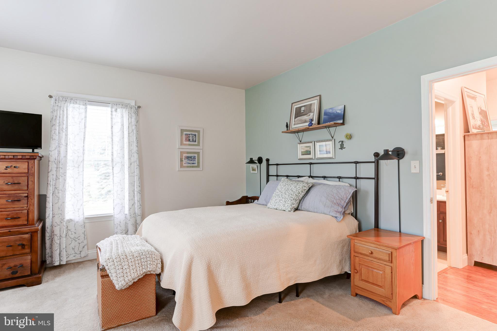 BRICKERVILLE - Residential