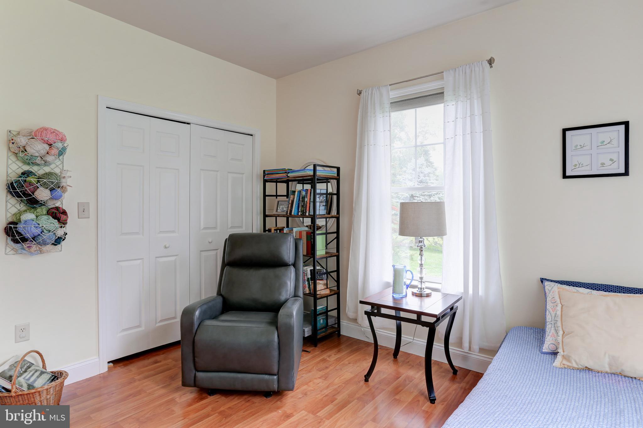 BRICKERVILLE - Residential