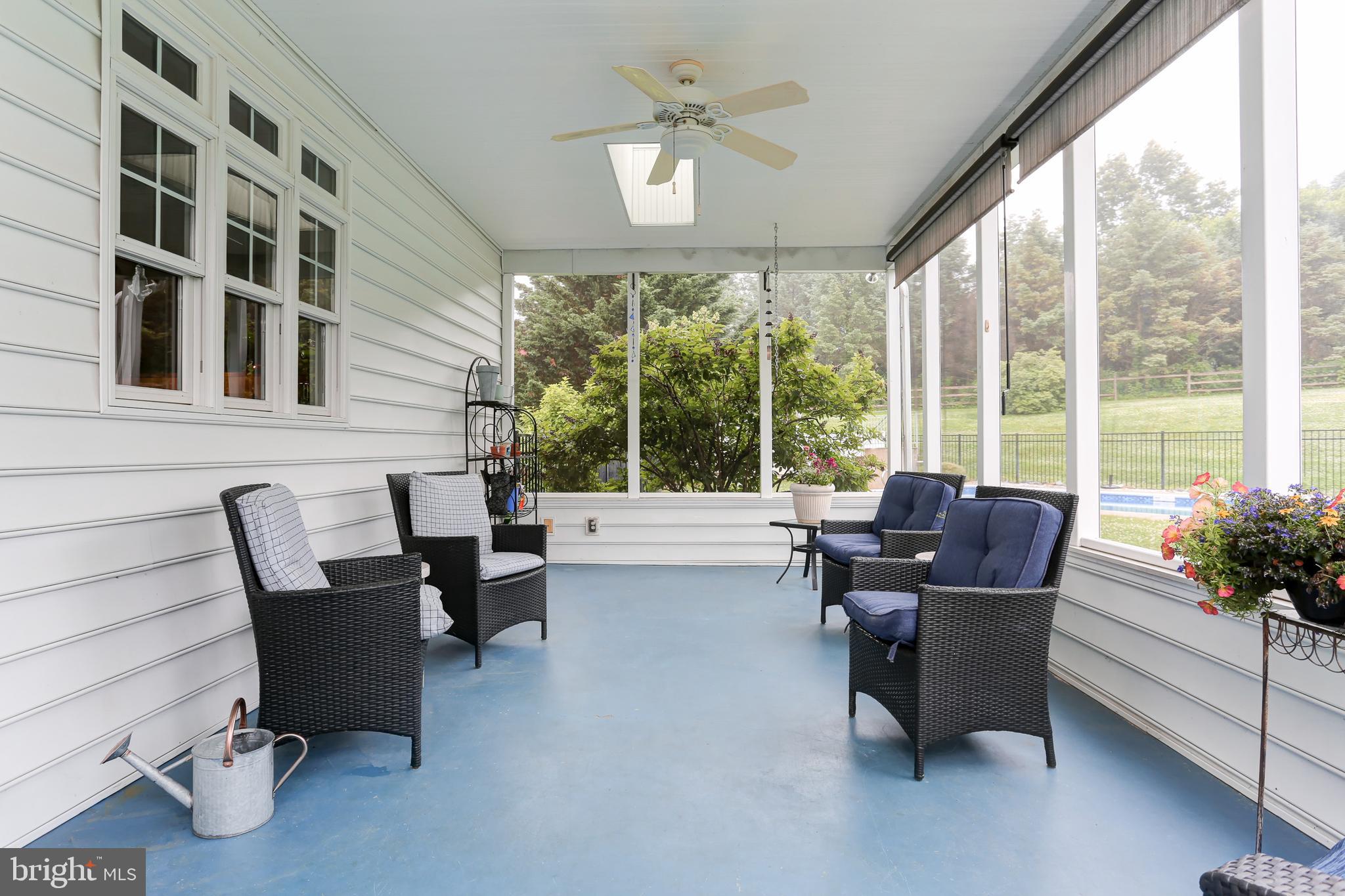 BRICKERVILLE - Residential