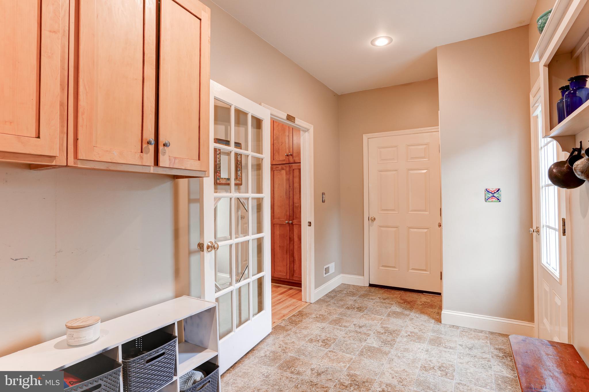 BRICKERVILLE - Residential