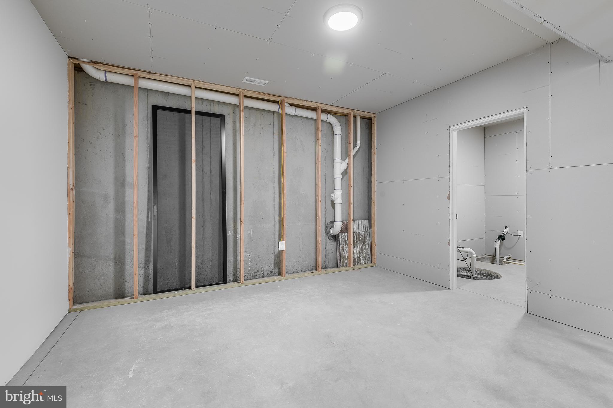 GUM SPRINGS - Residential