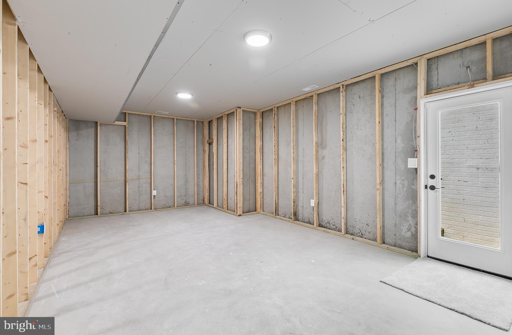 GUM SPRINGS - Residential