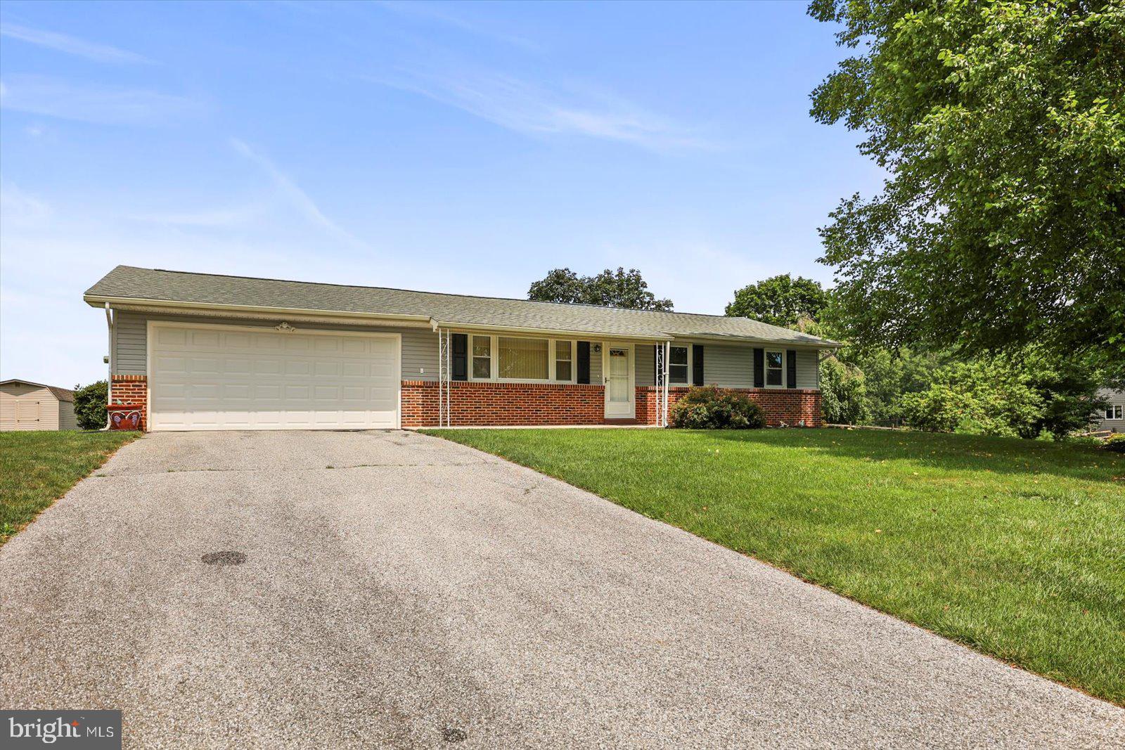 6213 HOFF ROAD