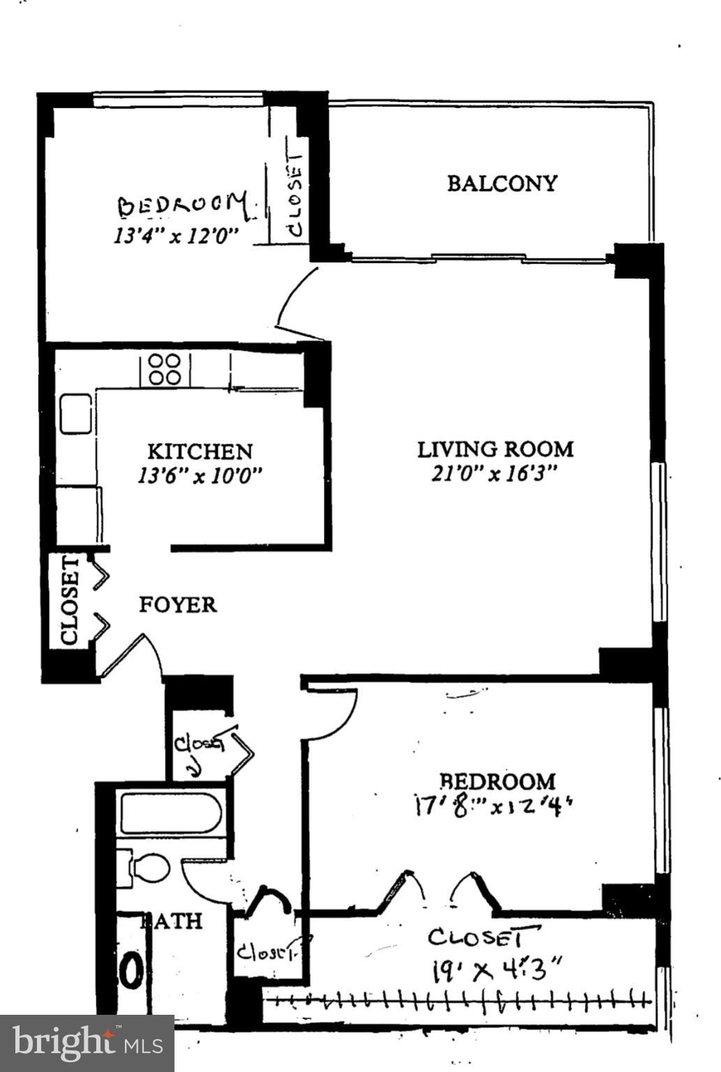 PROMENADE TOWERS - Residential