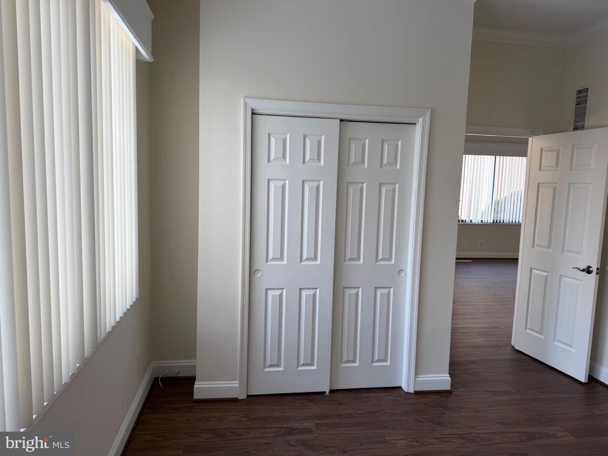 PROMENADE TOWERS - Residential