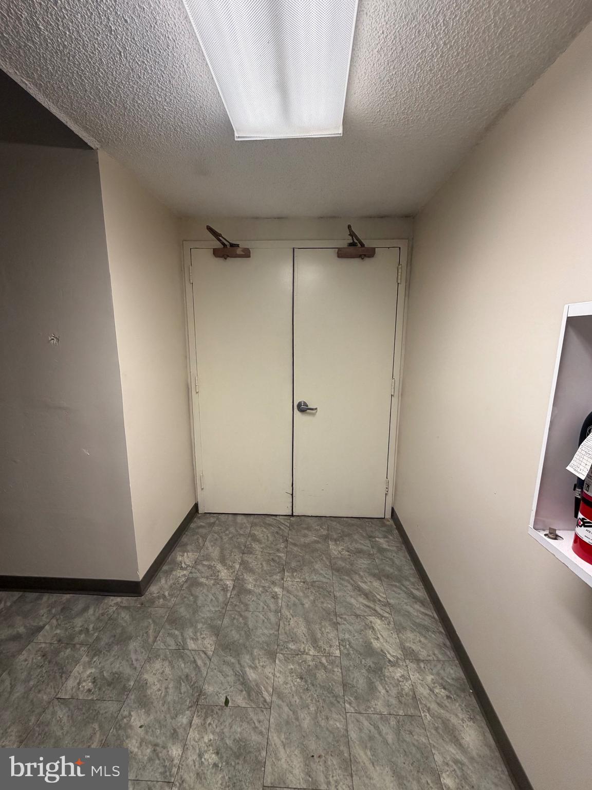 5225 POOKS HILL ROAD C29N