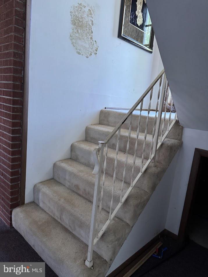 KNOLL CREST HEIGHTS - Residential