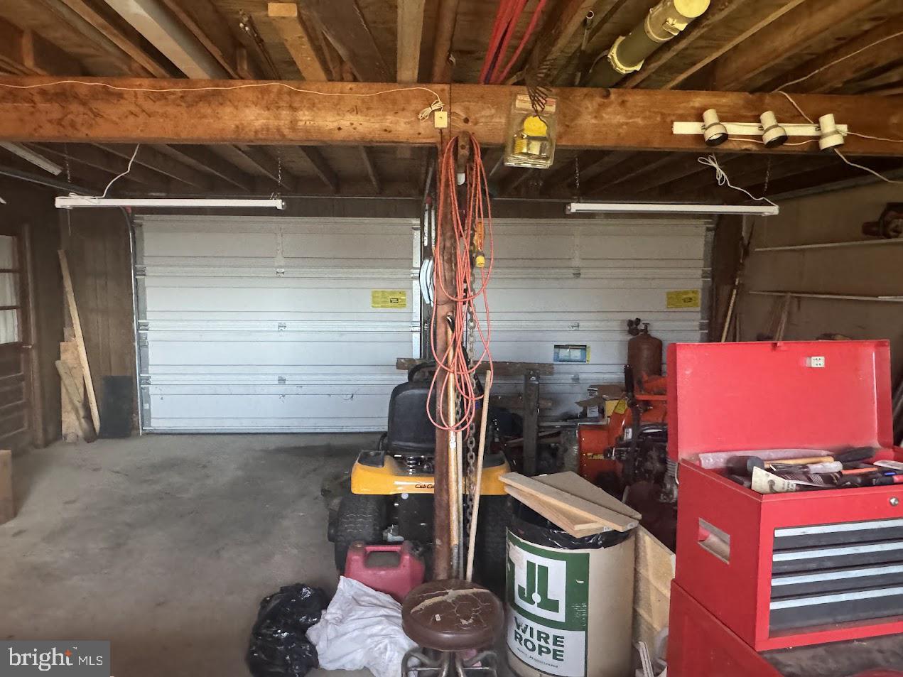 KNOLL CREST HEIGHTS - Residential