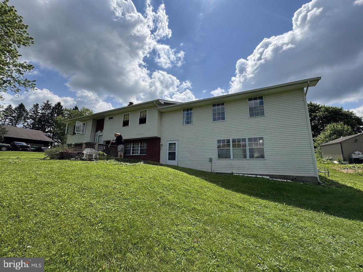 KNOLL CREST HEIGHTS - Residential