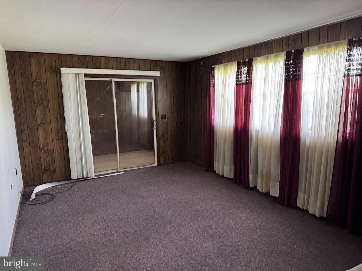 KNOLL CREST HEIGHTS - Residential