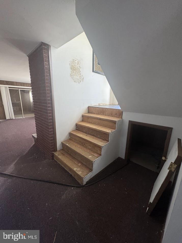 KNOLL CREST HEIGHTS - Residential