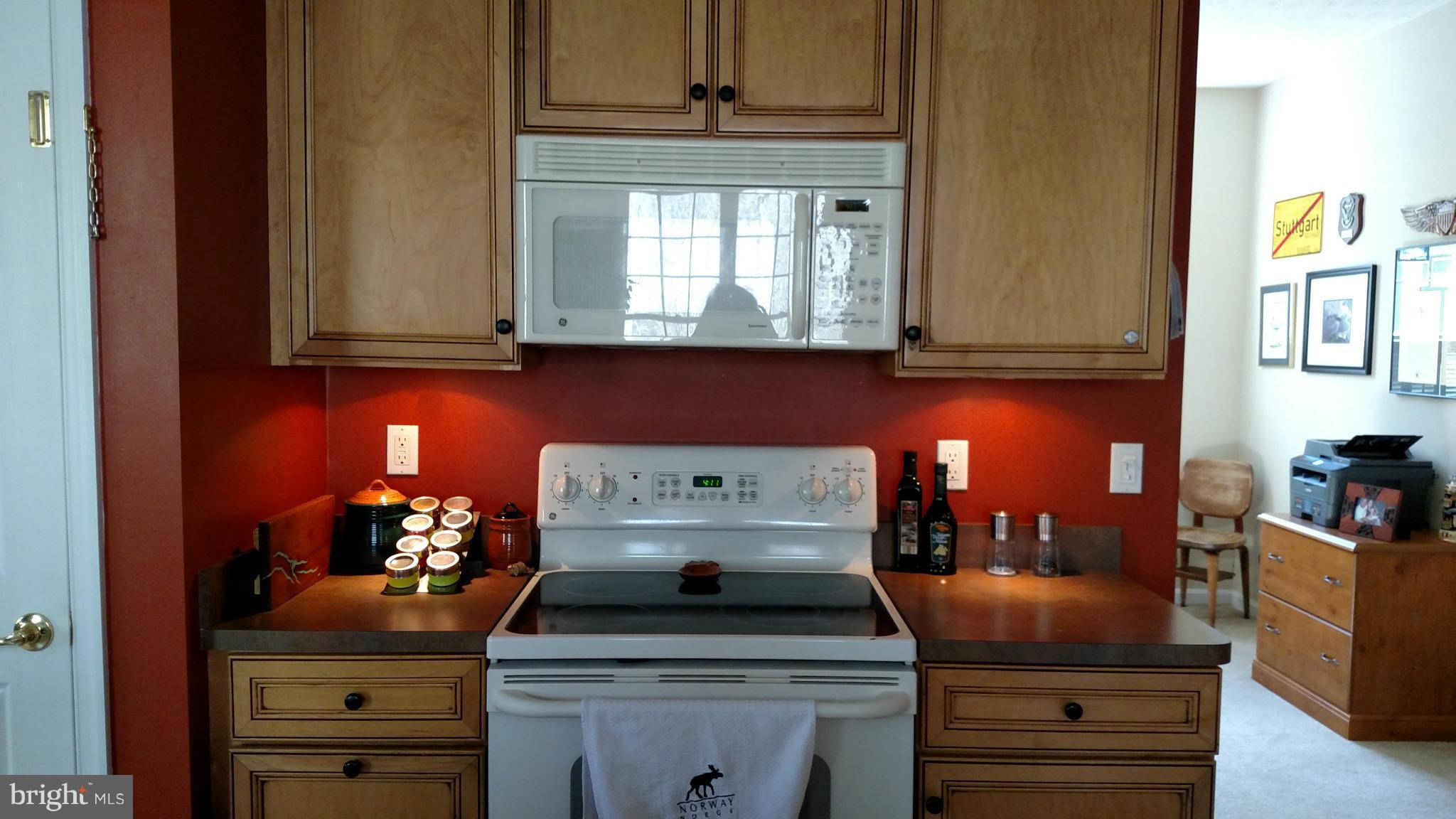 MISTY POND OF WILDEWOOD - Residential Lease