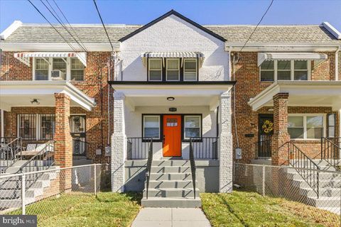 3310 12TH STREET SE WASHINGTON DC 20032