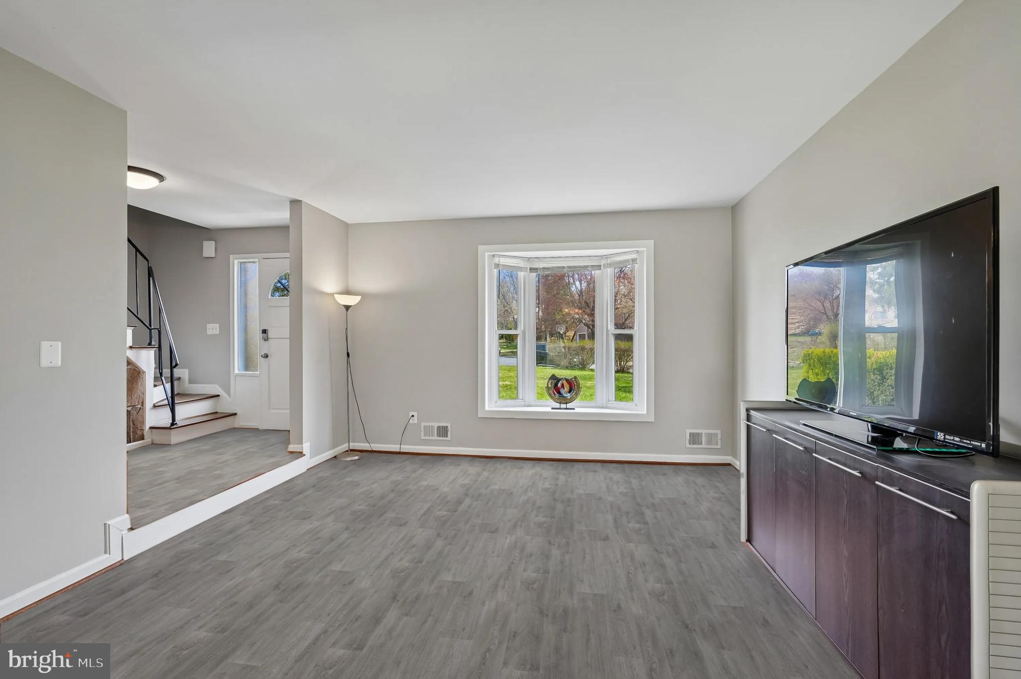MILL CREEK TOWNE - Residential