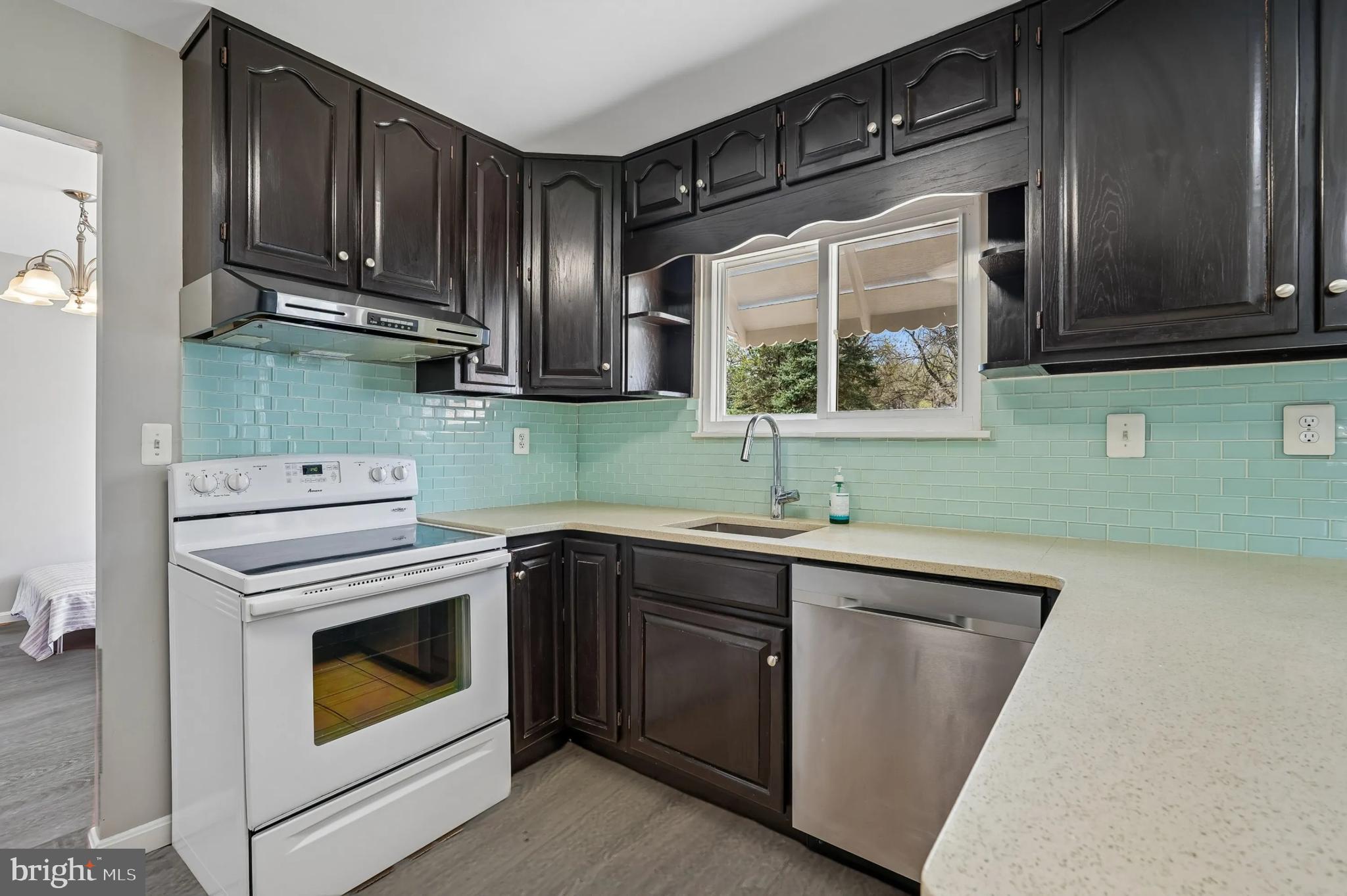 MILL CREEK TOWNE - Residential