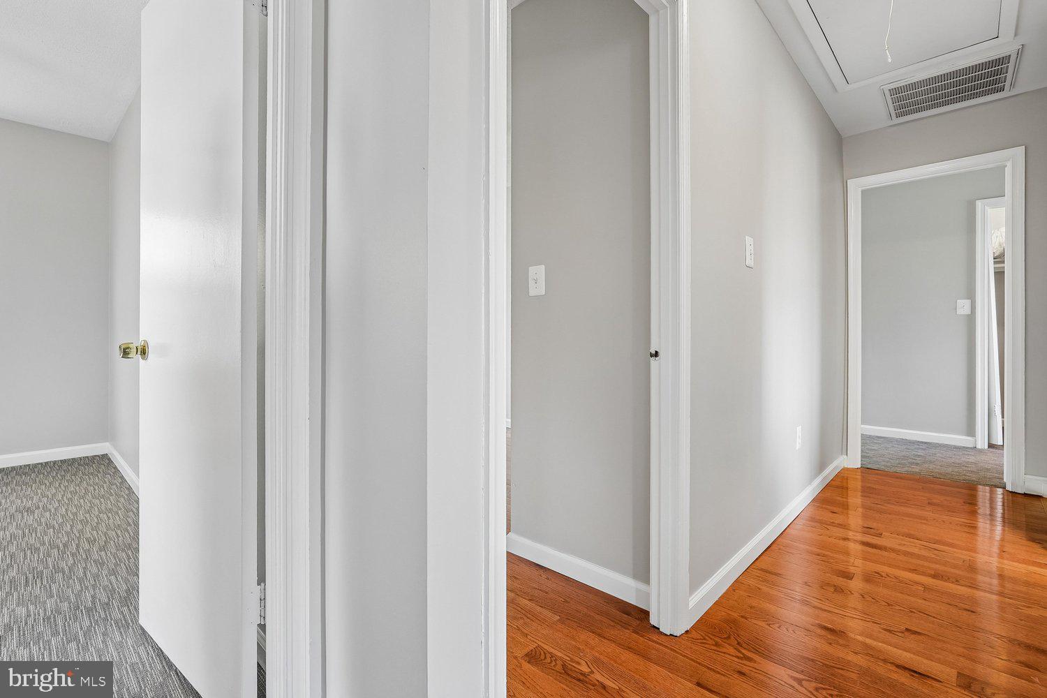 MILL CREEK TOWNE - Residential