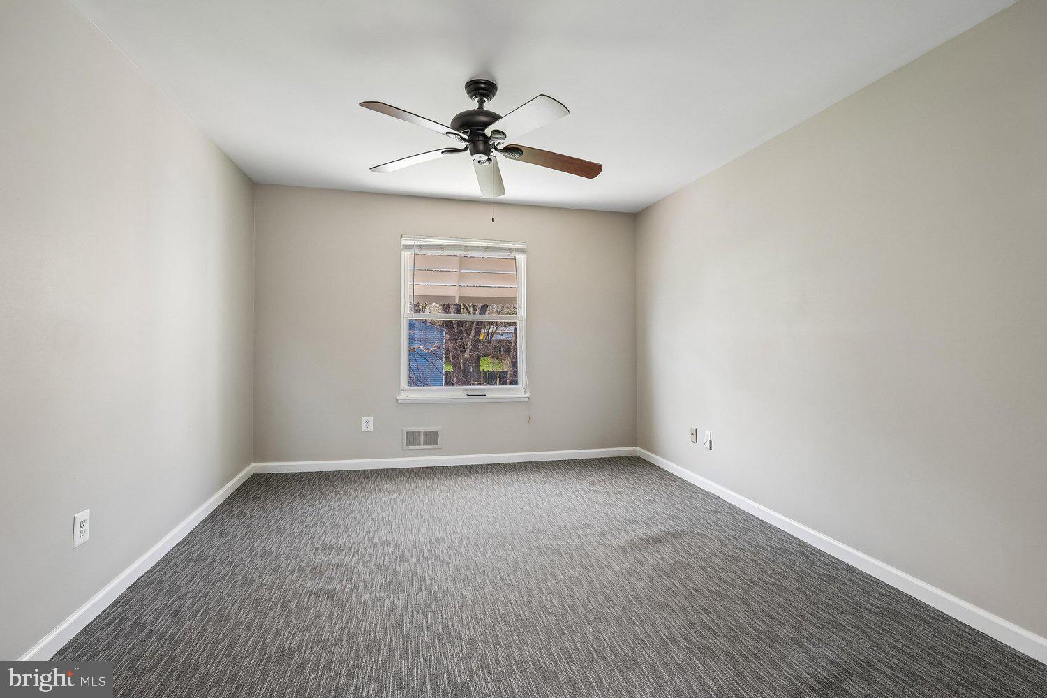 MILL CREEK TOWNE - Residential