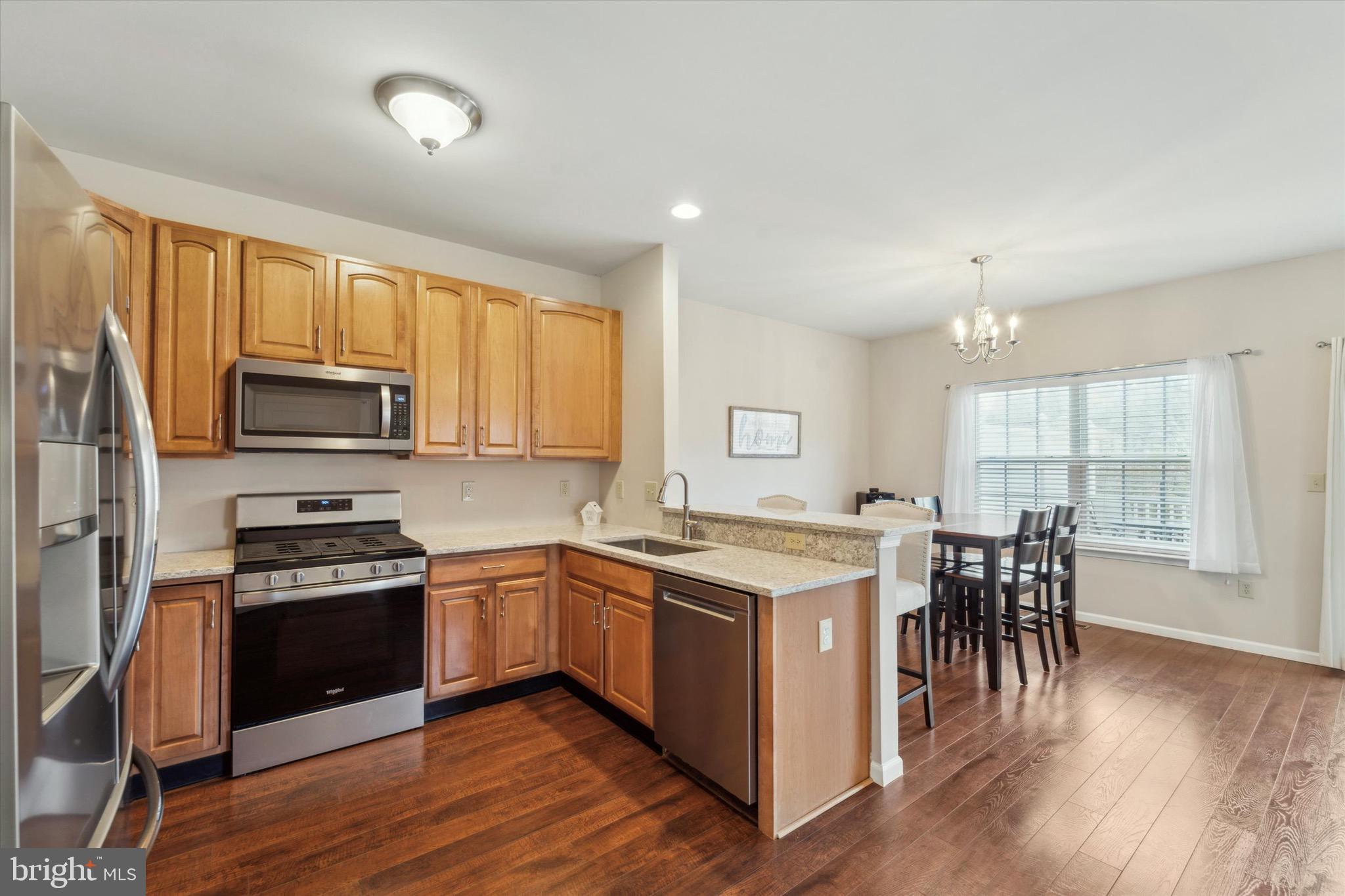 HAWTHORNE ESTATES - Residential