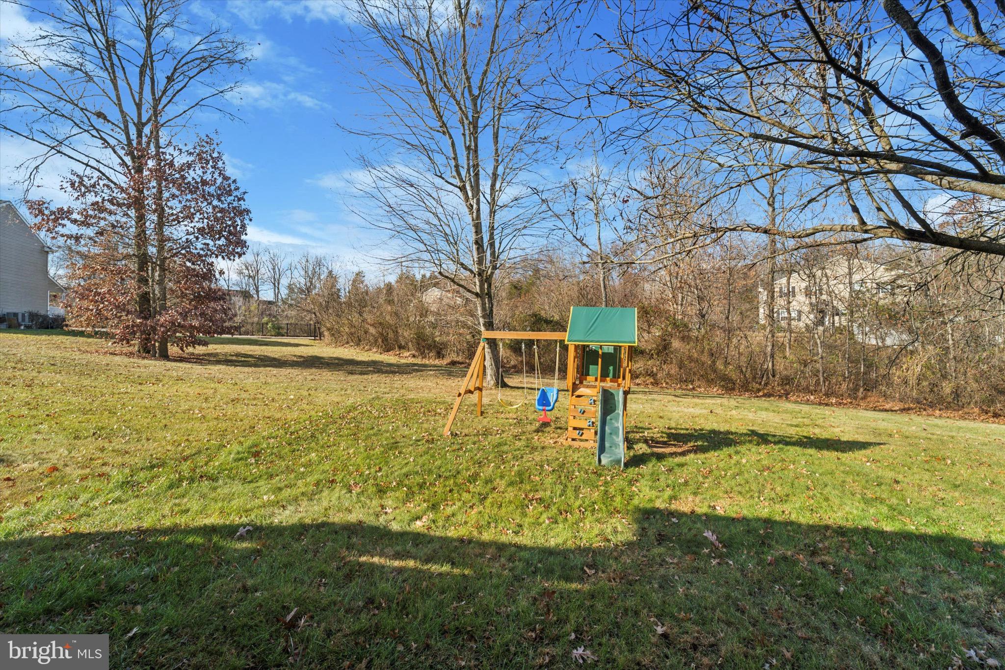 HAWTHORNE ESTATES - Residential