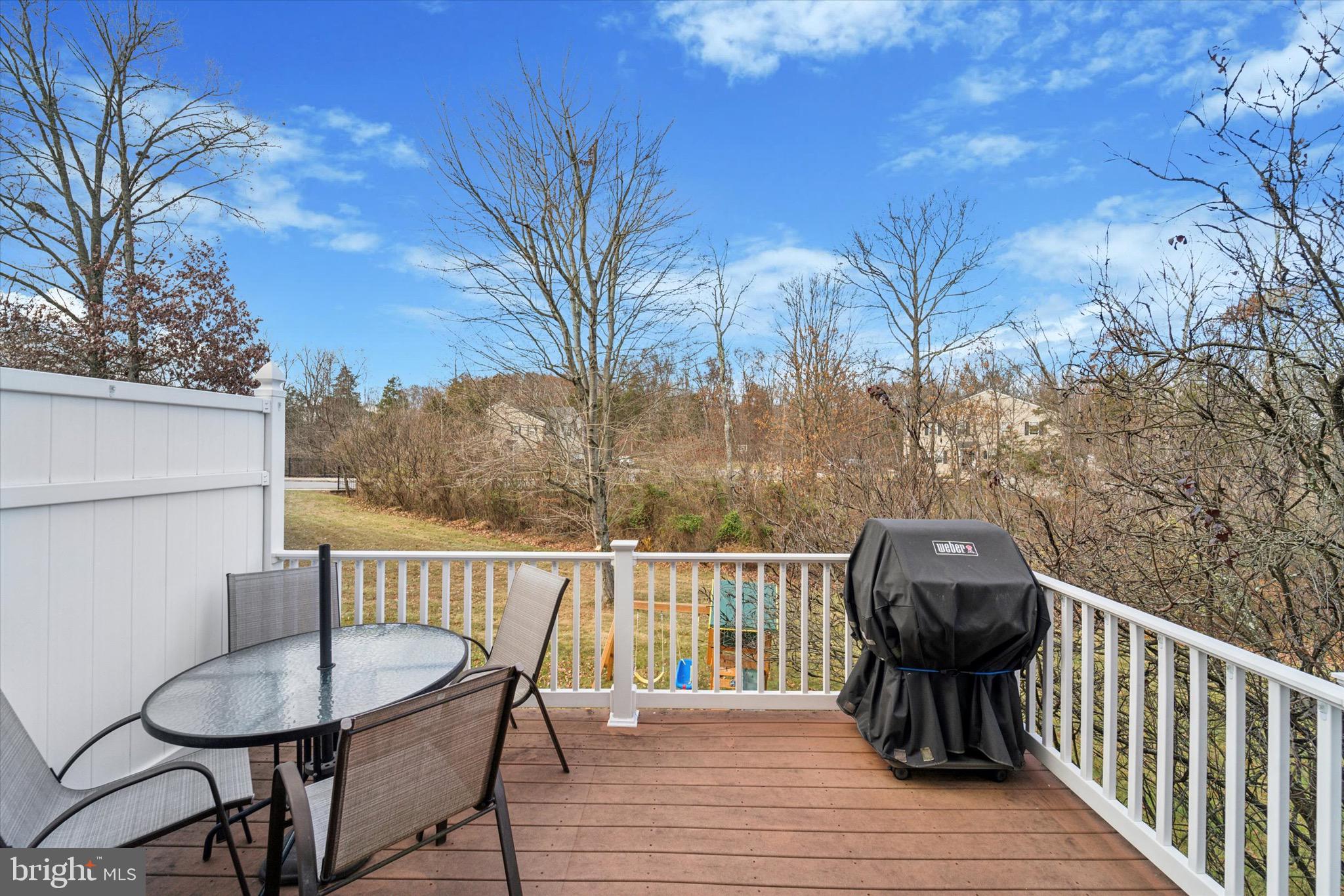 HAWTHORNE ESTATES - Residential