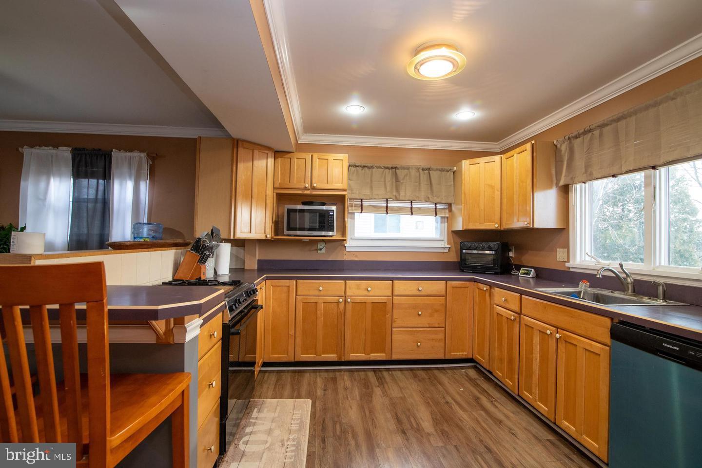 ROSLYN - Residential