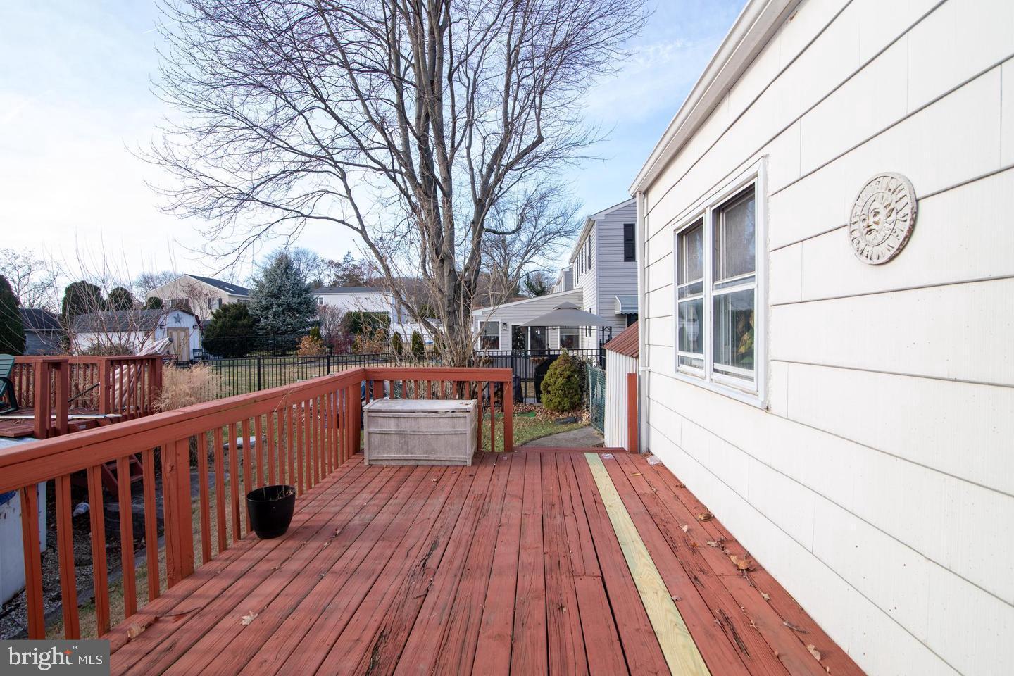 ROSLYN - Residential