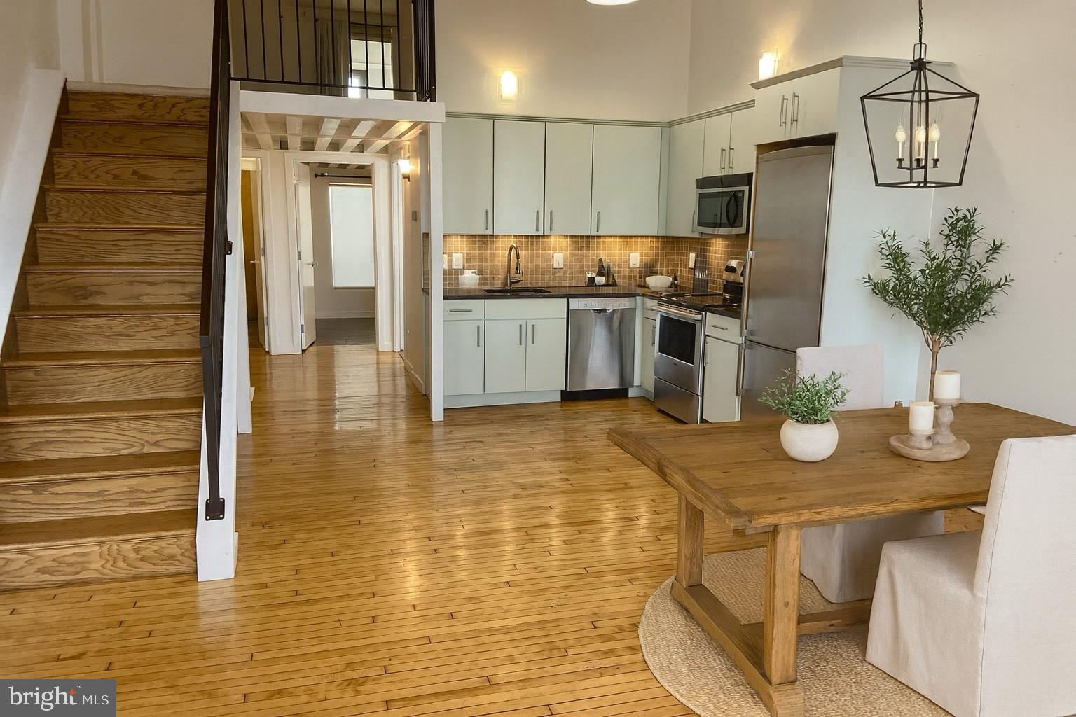 HAWTHORNE - Residential