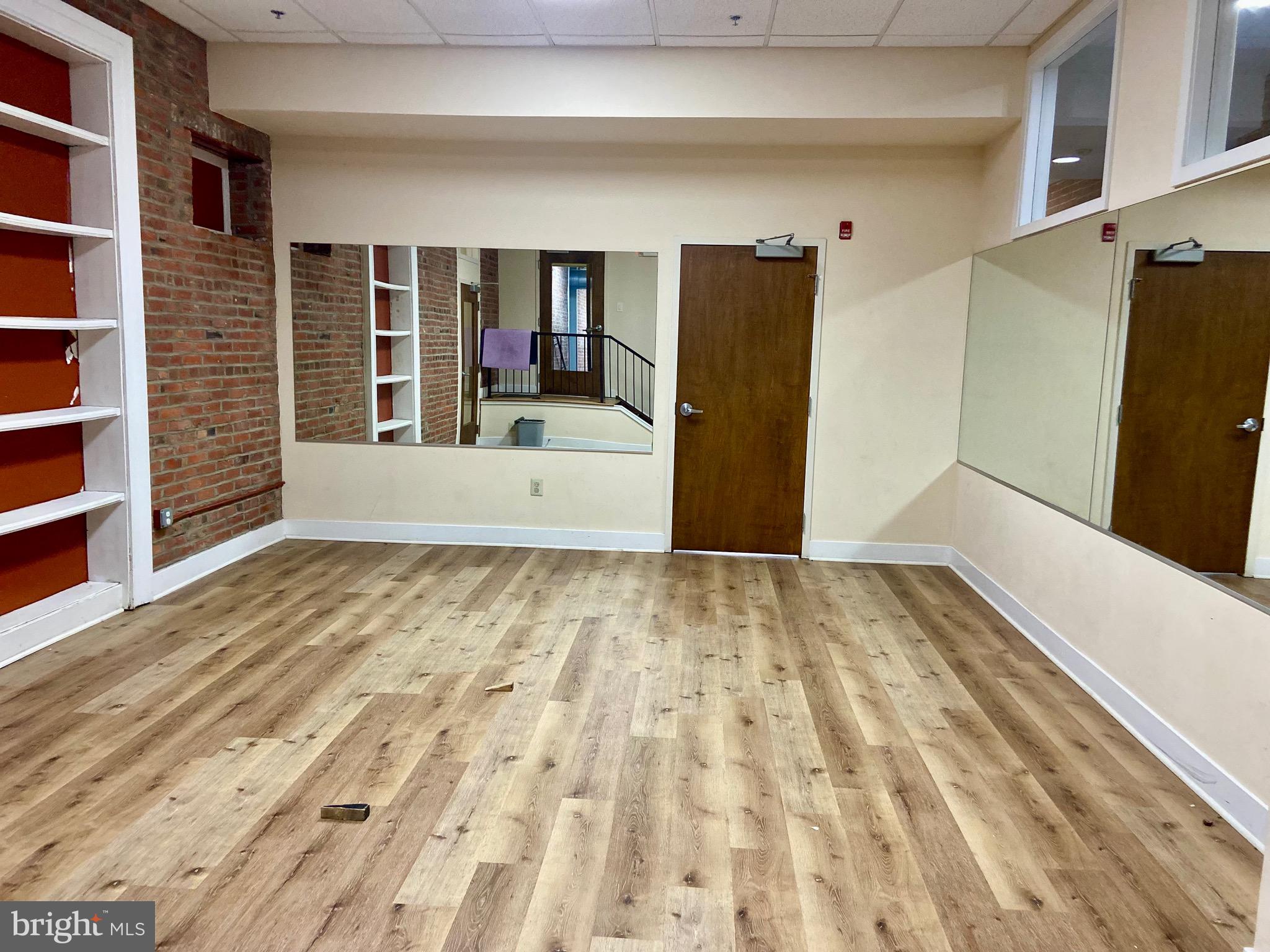 HAWTHORNE - Residential