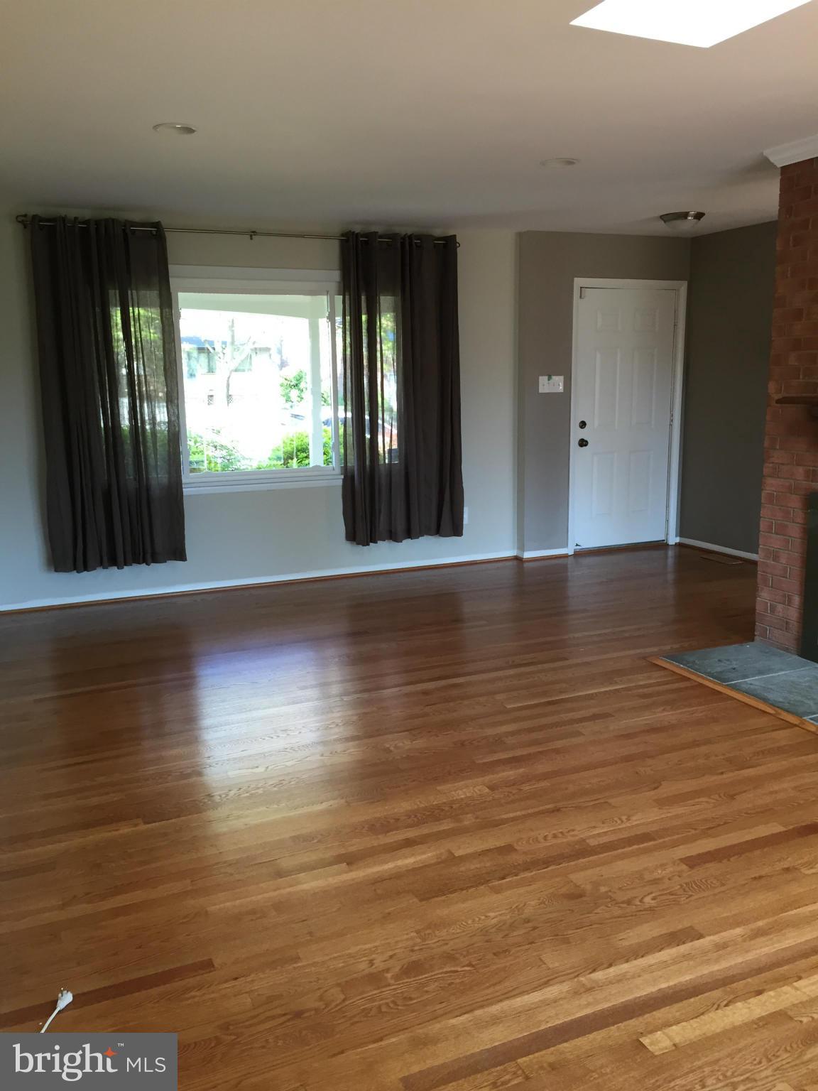 WEST SPRINGFIELD - Residential Lease