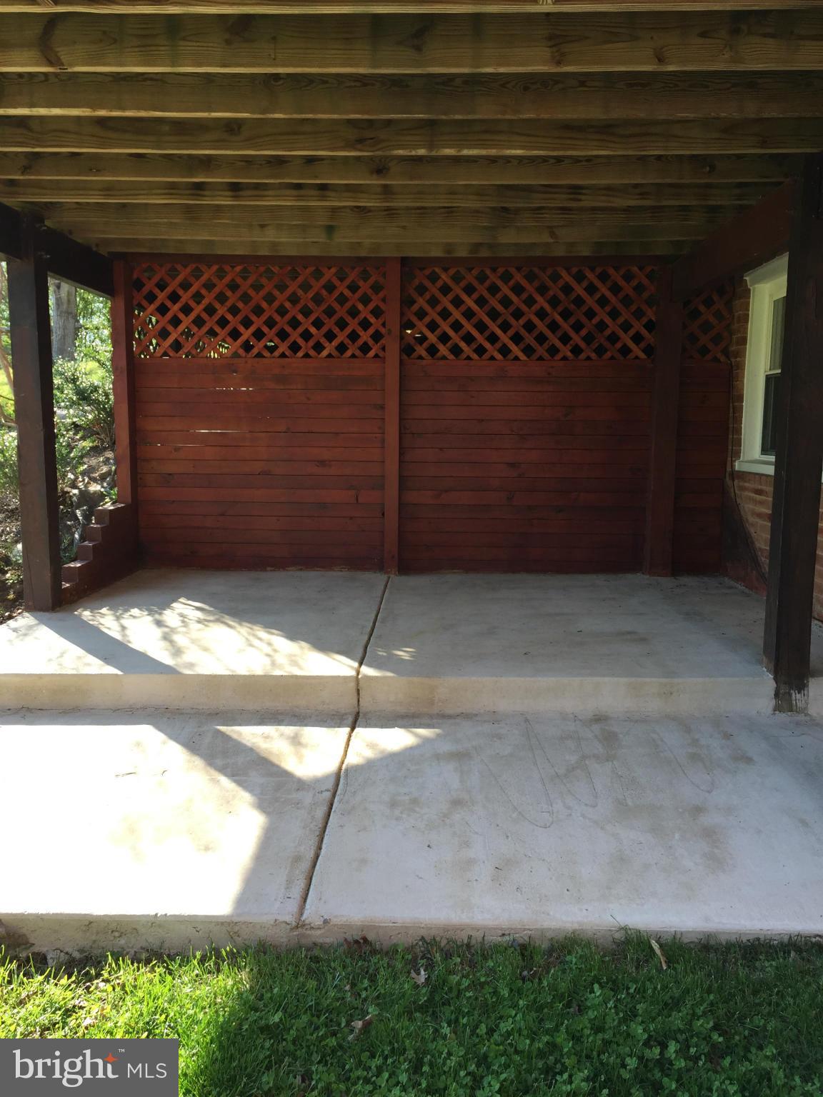 WEST SPRINGFIELD - Residential Lease